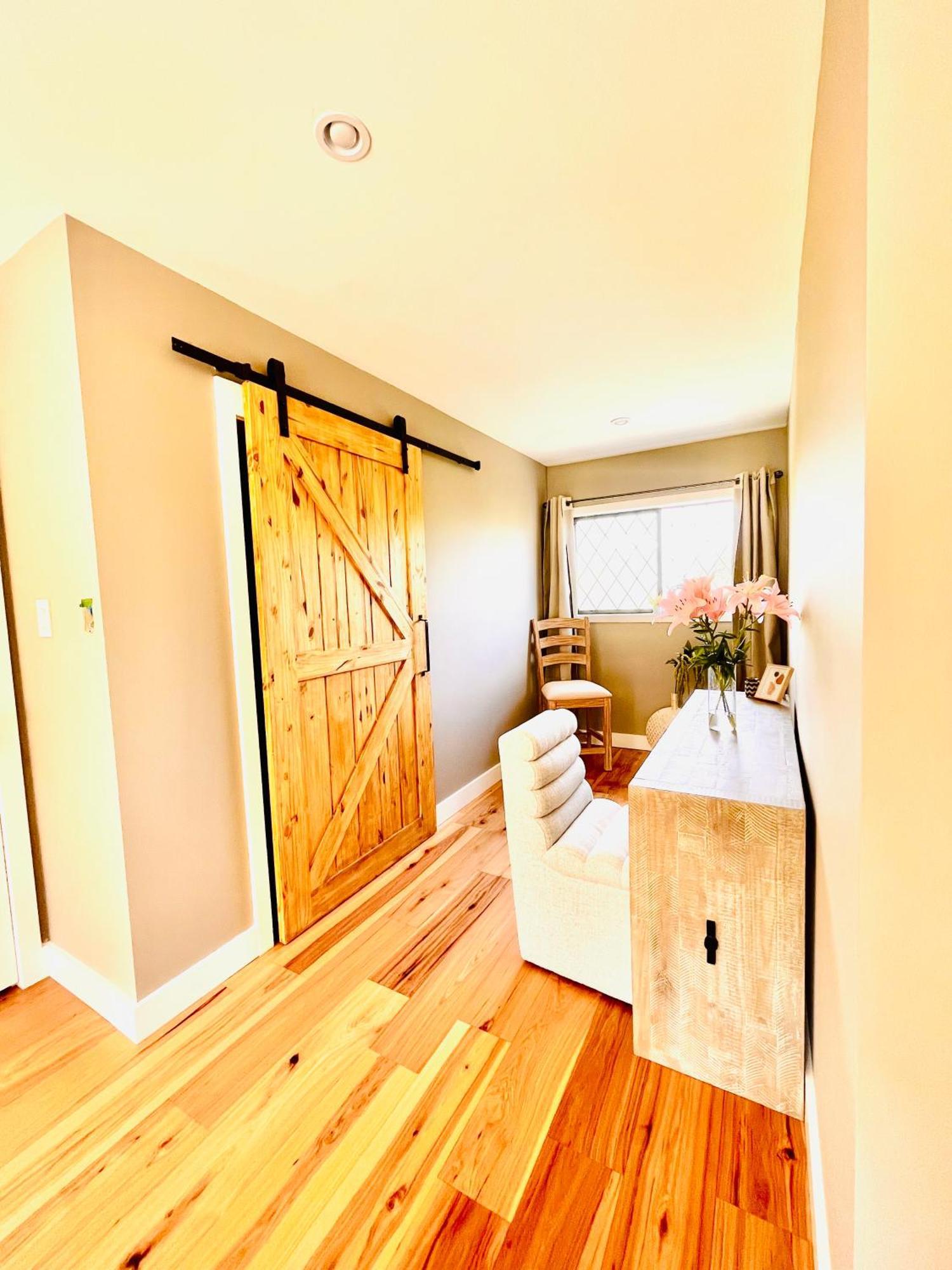 Oceanside Manor - Fancy Room - Golf Course & Beach View Qualicum Beach Exterior photo